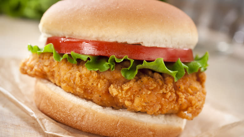 Chicken sandwich closeup