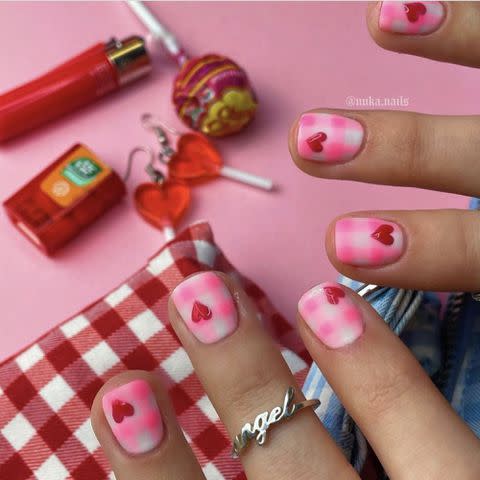 <p><a href="https://www.instagram.com/p/CXmBgKQMm9f/" data-component="link" data-source="inlineLink" data-type="externalLink" data-ordinal="1">@nuka.nails</a> / instagram</p>