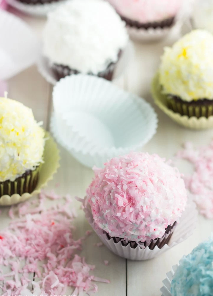 Snowball Cupcakes