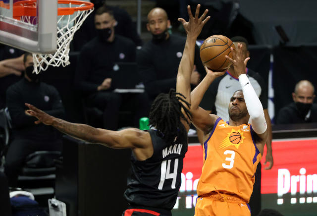 Paul leads Suns past Clippers 130-103, into NBA Finals