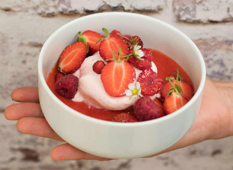 elderflower strawberry parfait recipe