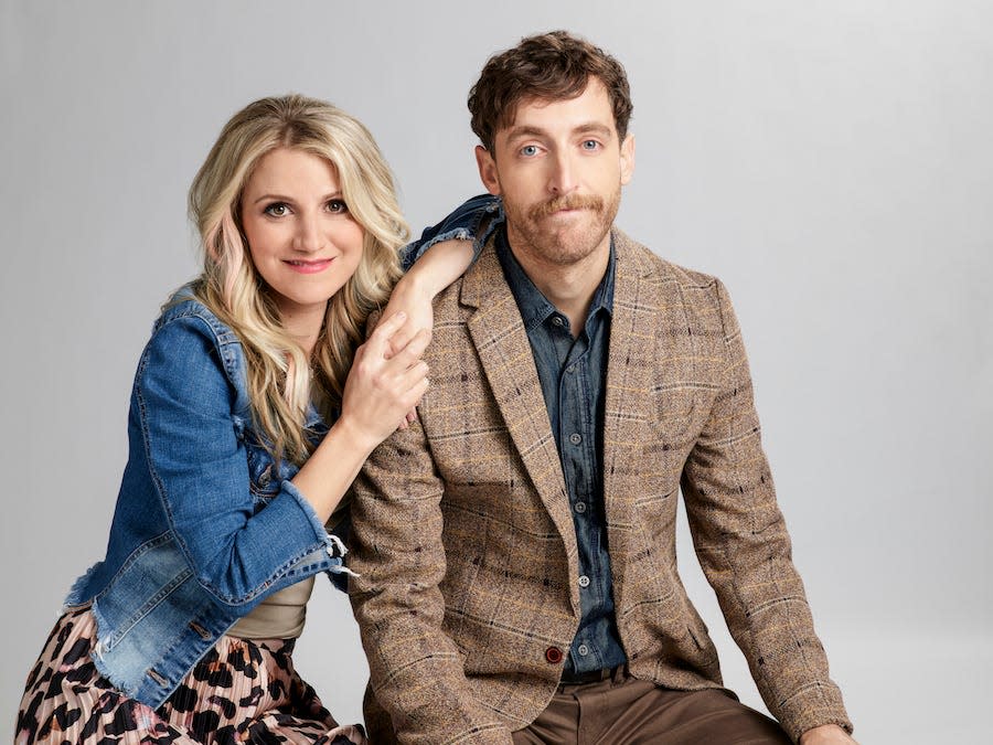 Thomas Middleditch as Drew and Annaleigh Ashford as Gina in new CBS comedy "B Positive."