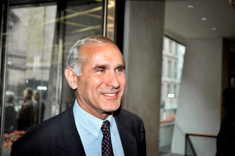 Paul Quilès au Congrès National du PS, le 23 septembre 1995, à Paris.  - PIERRE BOUSSEL © 2019 AFP