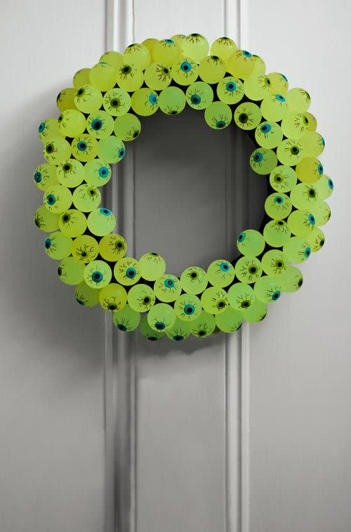 Eerie Eyeball Wreath