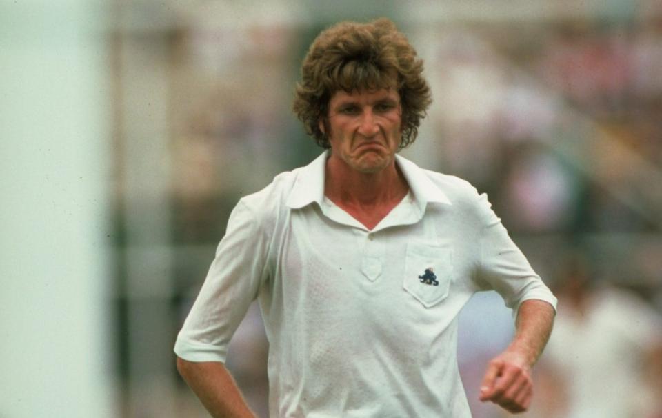 England Captain Bob Willis prepares to bowl during the Fifth Ashes Test match against Australia at the Sydney Cricket Ground in Australia. The match ended in a draw. - Adrian Murrell/Getty Images