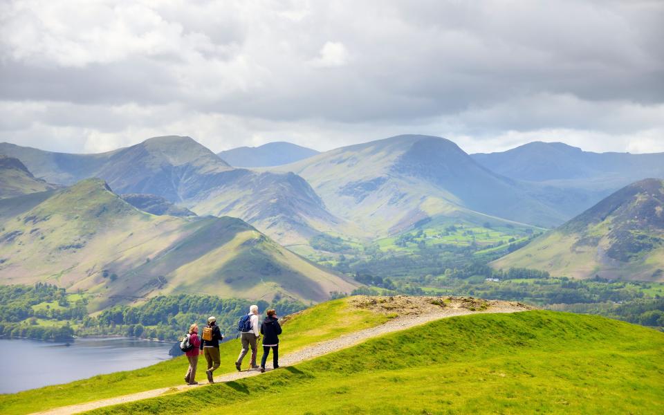 Blowout the cobwebs with a family ramble this summer and keep the kids entertained - Alamy