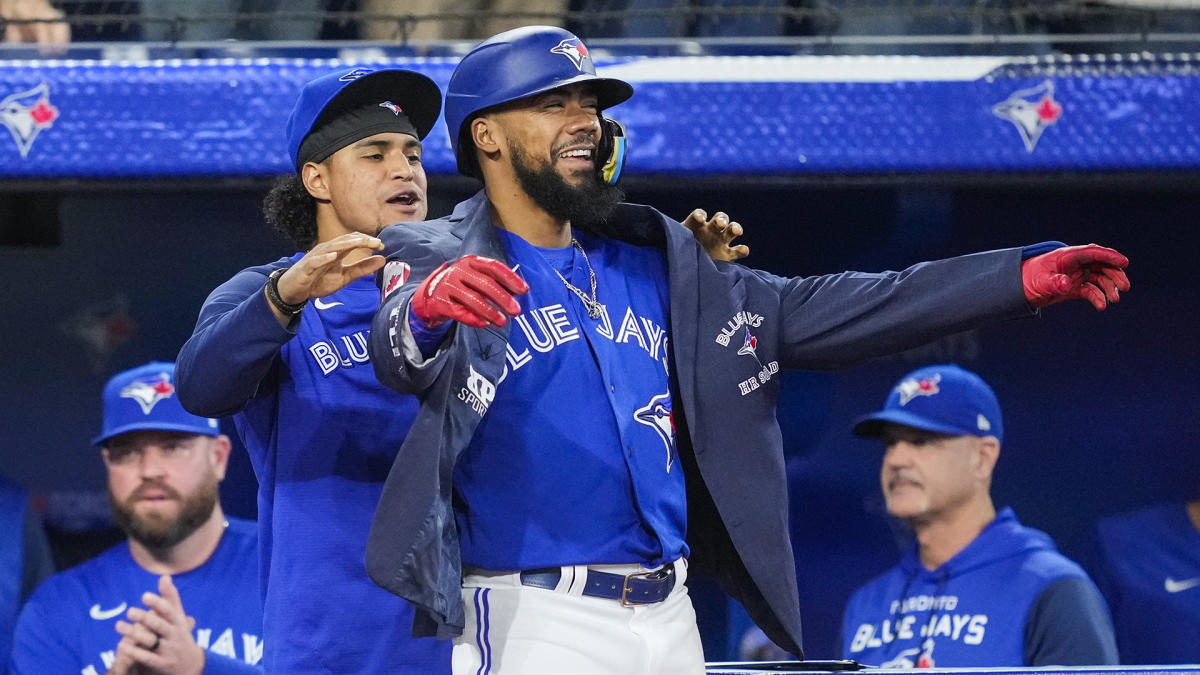 Rays Power Past Blue Jays in 8-2 Win