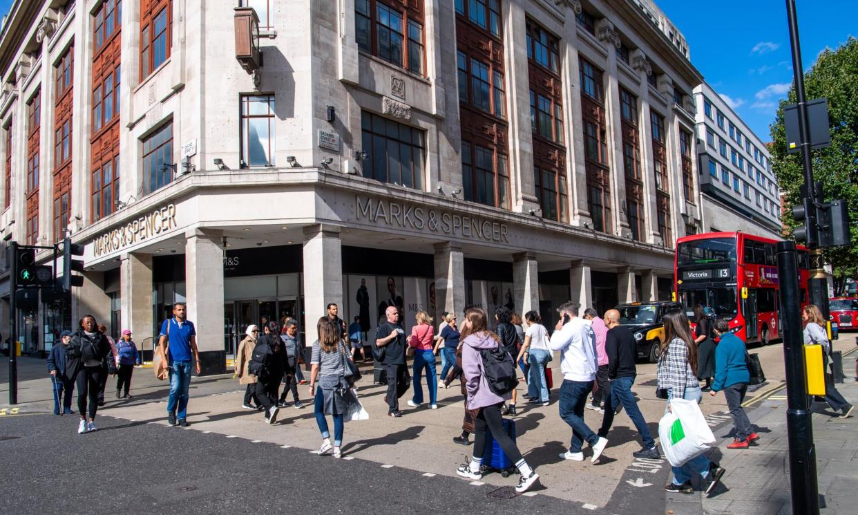 <span>Tourists to London said they found Oxford Street very busy and polluted.</span><span>Photograph: Jill Mead/The Guardian</span>