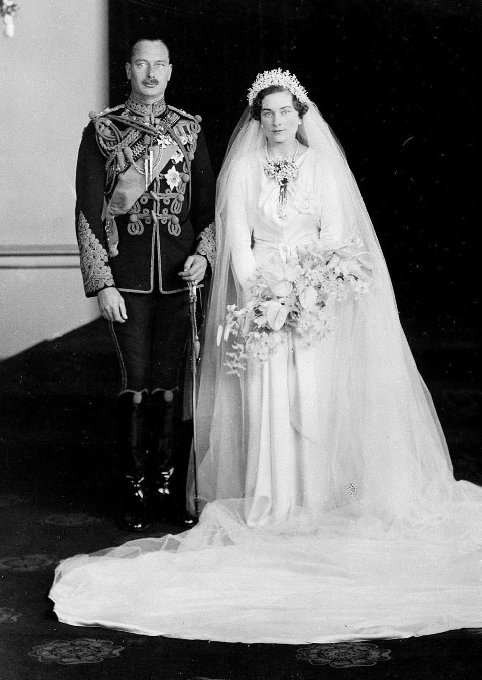 The little-known tale of Princess Alice, who broke with sartorial tradition for her big day.