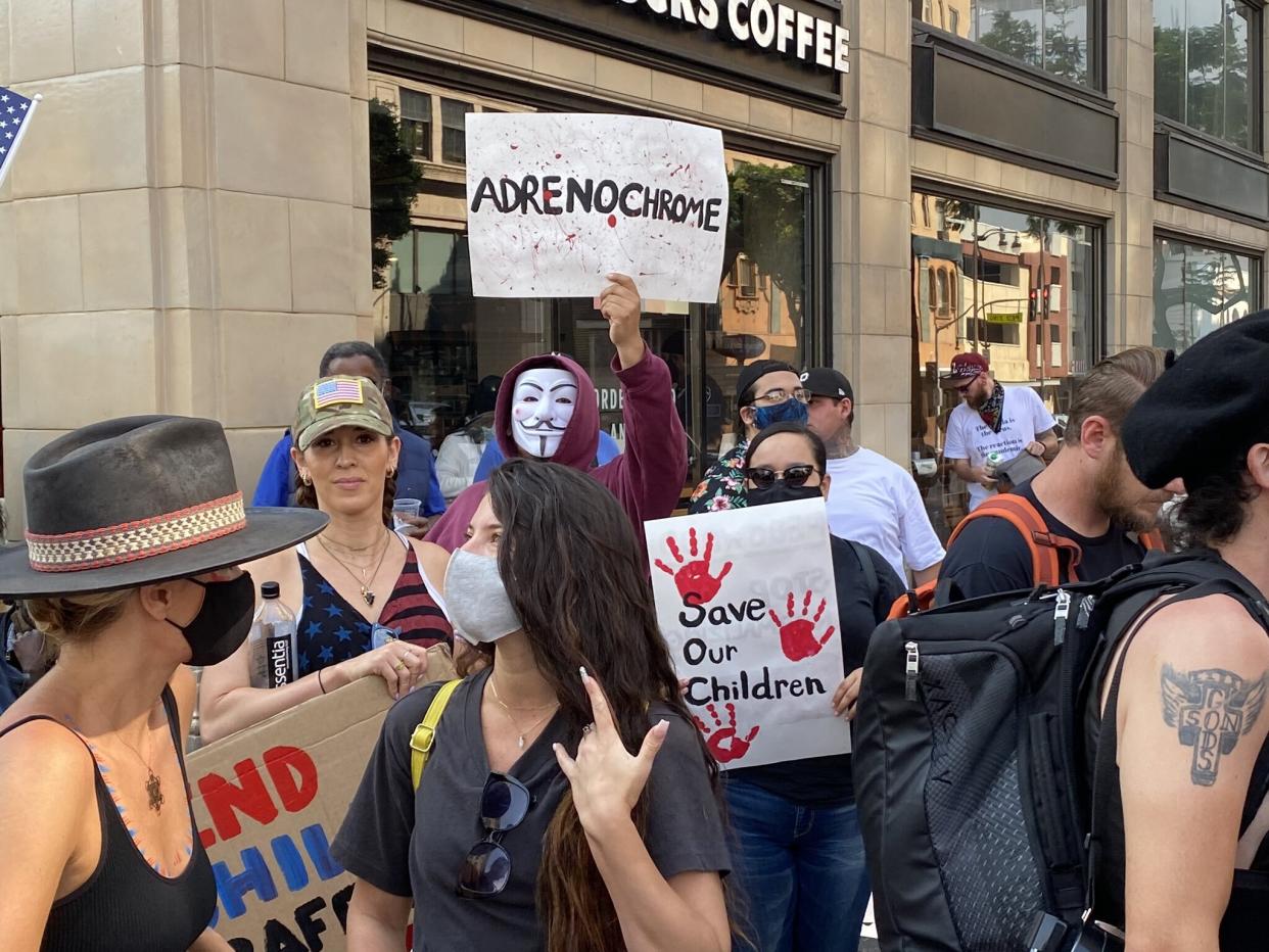 A rally in Hollywood ostensibly meant to raise awareness about child sex trafficking was mostly an opportunity for QAnon adherents to spread their dangerous conspiracy theories. (Photo: Jesselyn Cook / HuffPost)