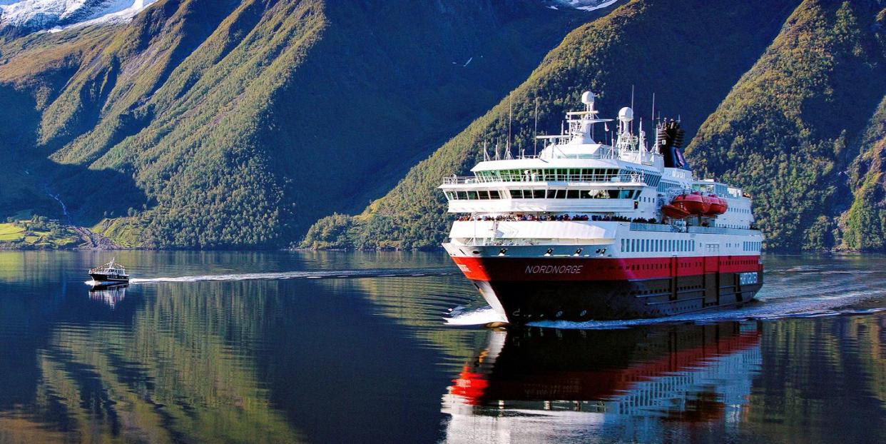 expedition cruises