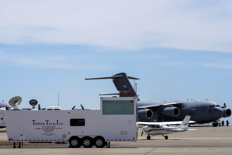 California man uses mobile air traffic tower to fight fires