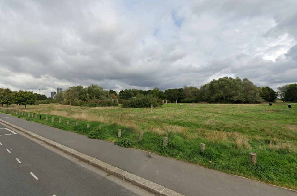 Wormwood Scrubs (Google Maps)