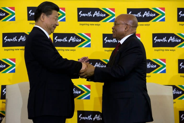 Chinese President Xi Jinping (L) and South African President Jacob Zuma, pictured in Pretoria on December 2, 2015, said the two countries had signed deals worth $6.5 billion in sectors ranging from mining to tourism Chinese President Xi Jinping arrived in South Africa on Wednesday ahead of a two-day summit with regional leaders as Africa seeks further massive investment despite the Asian giant's economic slowdown