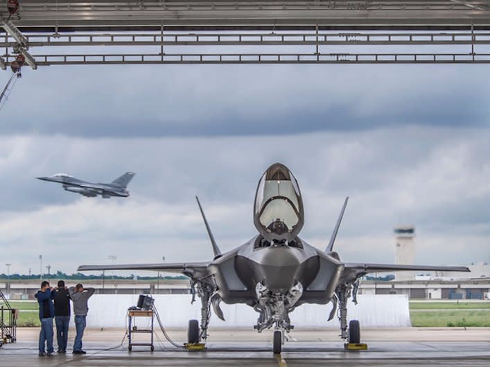 F-35A F-16