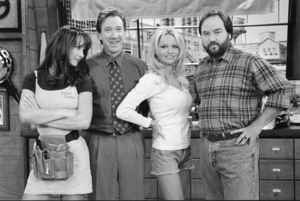 Los Angeles.CA.USA. Pamela Anderson (Pamela Lee) with Tim Allen, Debbie Dunning and Richard Karn in  (C) Touchstone TV, Home Improvements (TV) (1991-1999) Ref:LMK106-SLIB01011990-002 Supplied by LMKMEDIA. Editorial Only. Landmark Media is not the copyright owner of these Film or TV stills but provides a service only for recognised Media outlets. pictures@lmkmedia.com