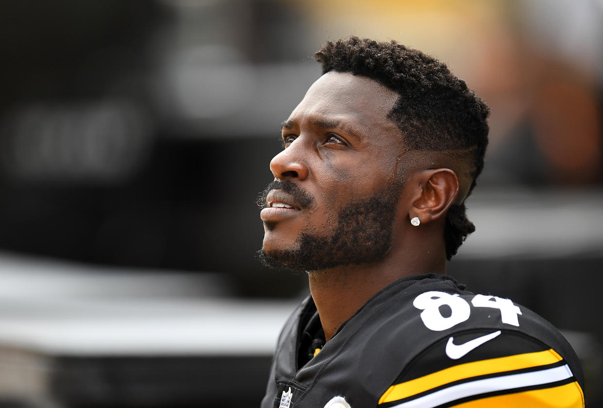 Antonio Brown said goodbye to Steelers fans on Tuesday via social media – but he’s still part of the team. (Getty Images)