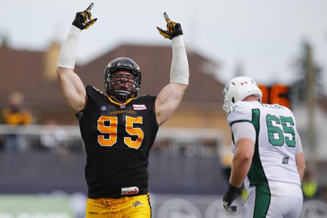 Saskatchewan Roughriders unveil new uniforms for 2016