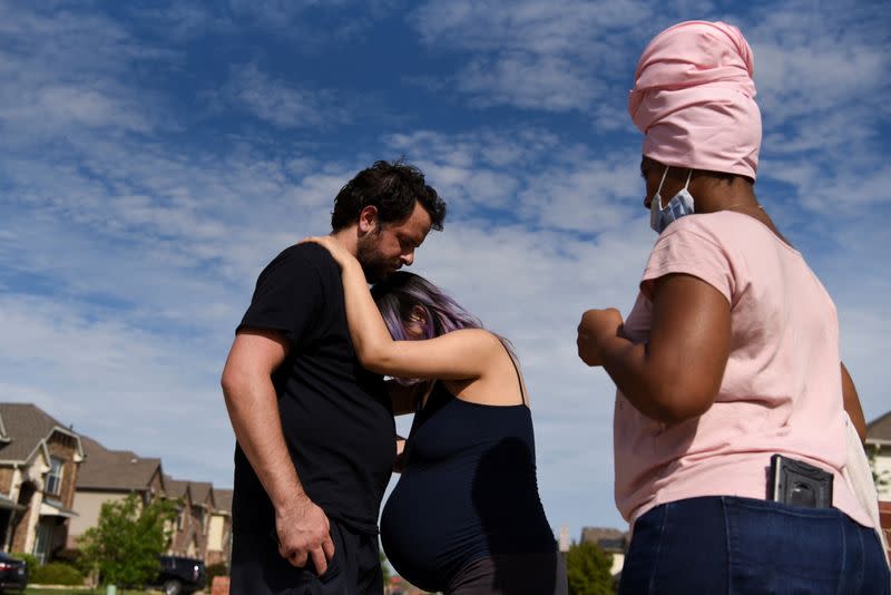 Wider Image: From home to hospital: giving birth during the U.S. coronavirus outbreak