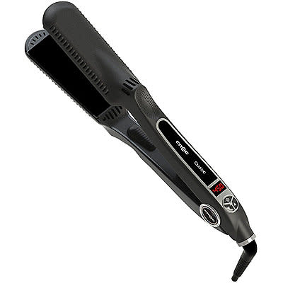 Yahoo Beauty Editors’ Pick: Croc Classic Black Titanium Flat Iron