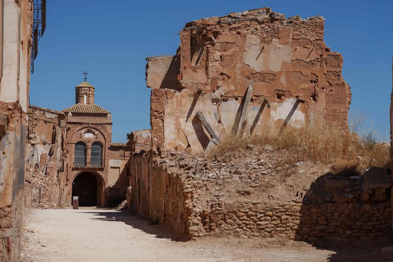 España; Guerra Civil Española; Ruinas; cementerio; mundo; Belchite; Zaragoza