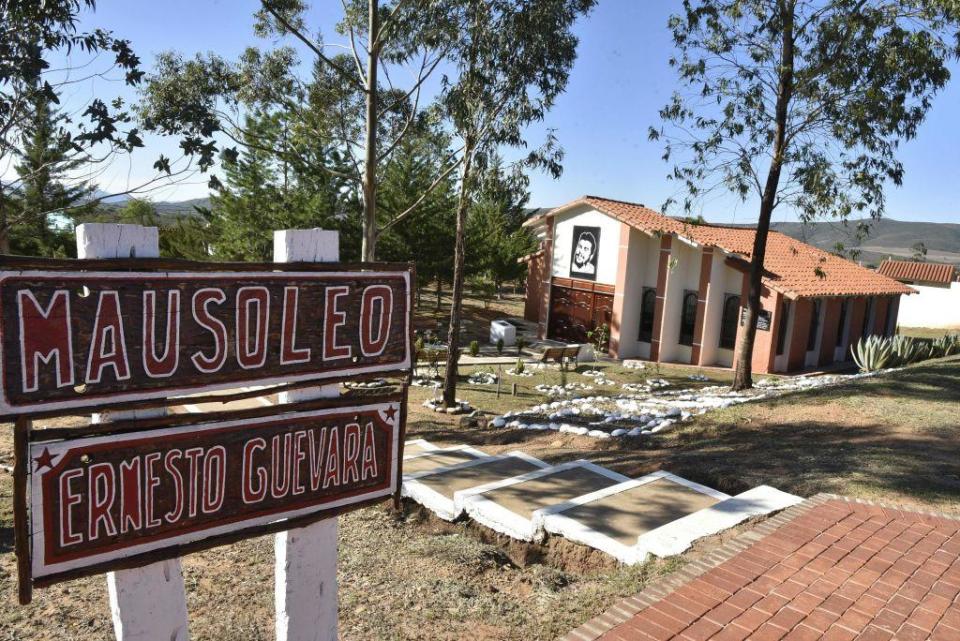 The simple mausoleum is a far cry from his tomb in Cuba (AFP/Getty Images)