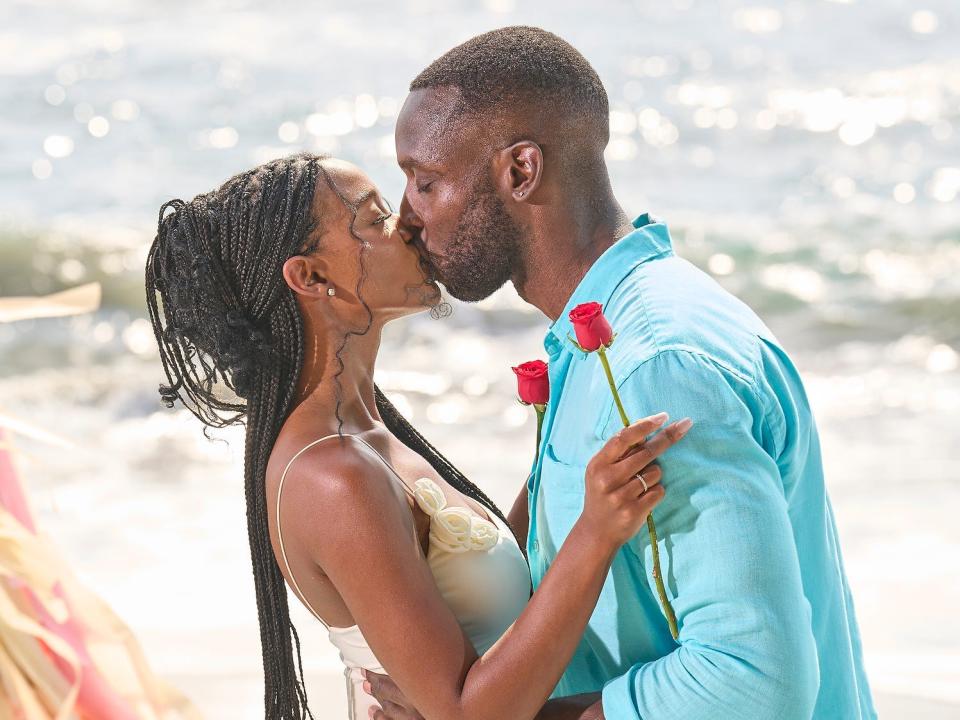 Eliza Ischei and Aaron Bryant on the "Bachelor in Paradise" season 9 finale