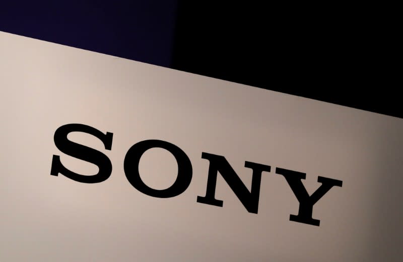 FILE PHOTO: Sony Corp's logo is seen at its news conference in Tokyo, Japan November 1, 2017. REUTERS/Kim Kyung-Hoon