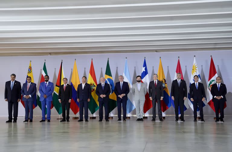 Los presidentes de América del Sur en la Cumbre de Brasilia.