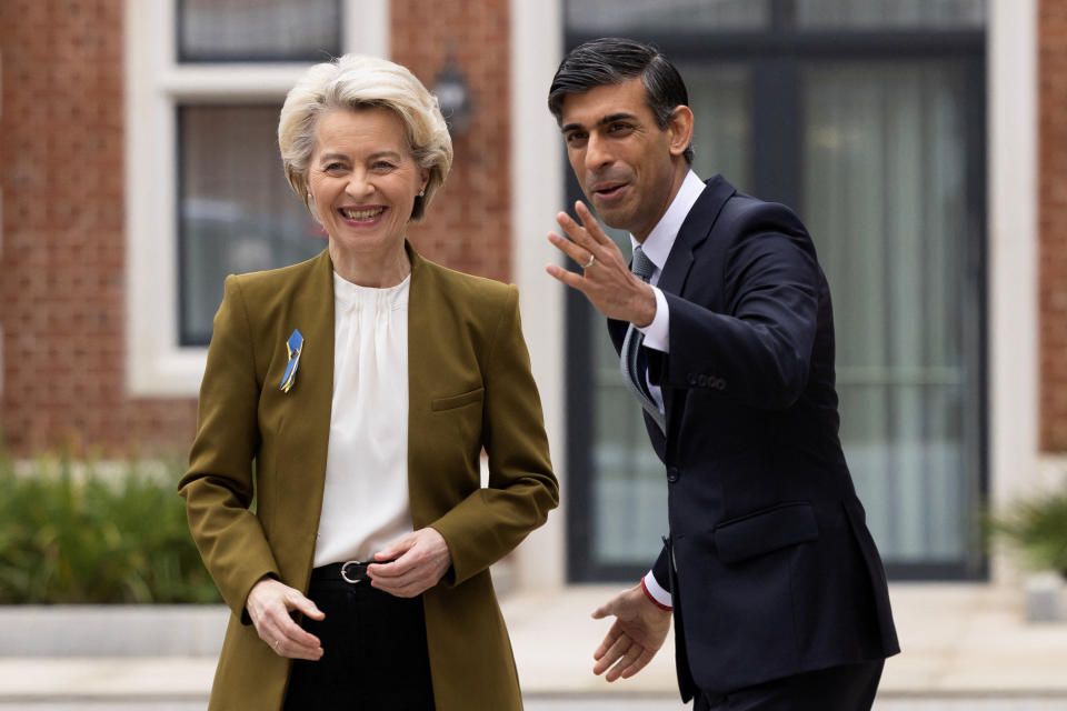 FTSE  British Prime Minister Rishi Sunak greets European Commission President Ursula von der Leyen at the Fairmont Hotel in Windsor, Britain, February 27, 2023. Dan Kitwood/Pool via REUTERS