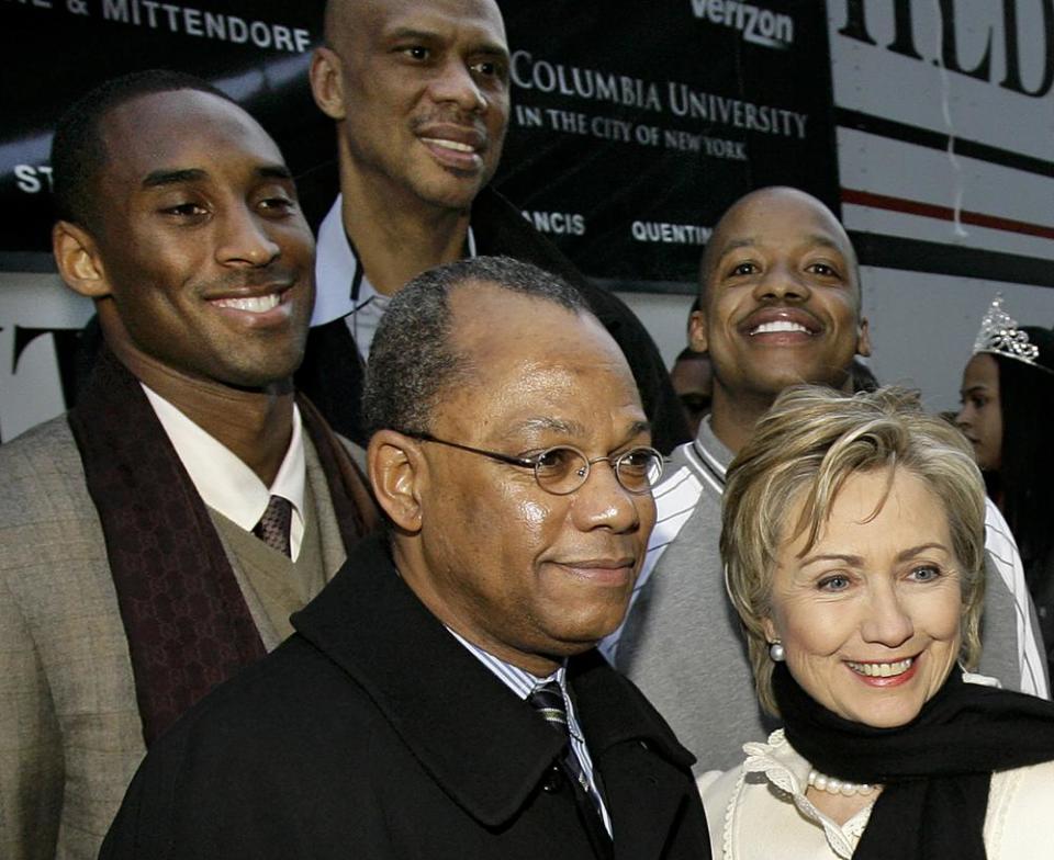 From left, Los Angeles Lakers Kobe Bryant, Kareem Abdul-Jabbar, Rev. Calvin O. Butts of the Abyssinian Church, U.S. Sen. Hillary Clinton, D-NY, and New York Knicks Steve Francis pose for a photograph in New York, Thursday, Dec. 21, 2006. (AP Photo/Kathy Willens, File)