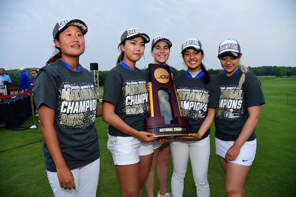 Duke celebrates winning the 2019 NCAA Div. I Women’s Golf Championship<br>at Blessings Golf Club. Photo: Walt Beazley, Razorbacks Athletics Communications