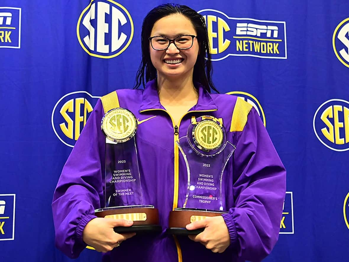 Maggie Mac Neil of London, Ont., played a major role in LSU winning the 400-yard (366-metre) freestyle relay on Saturday in Texas with a 100 (91.4m) split of 45.26 seconds, the fastest in NCAA history. She was named female swimmer of the meet. (Twitter/@LSUSwimDive - image credit)