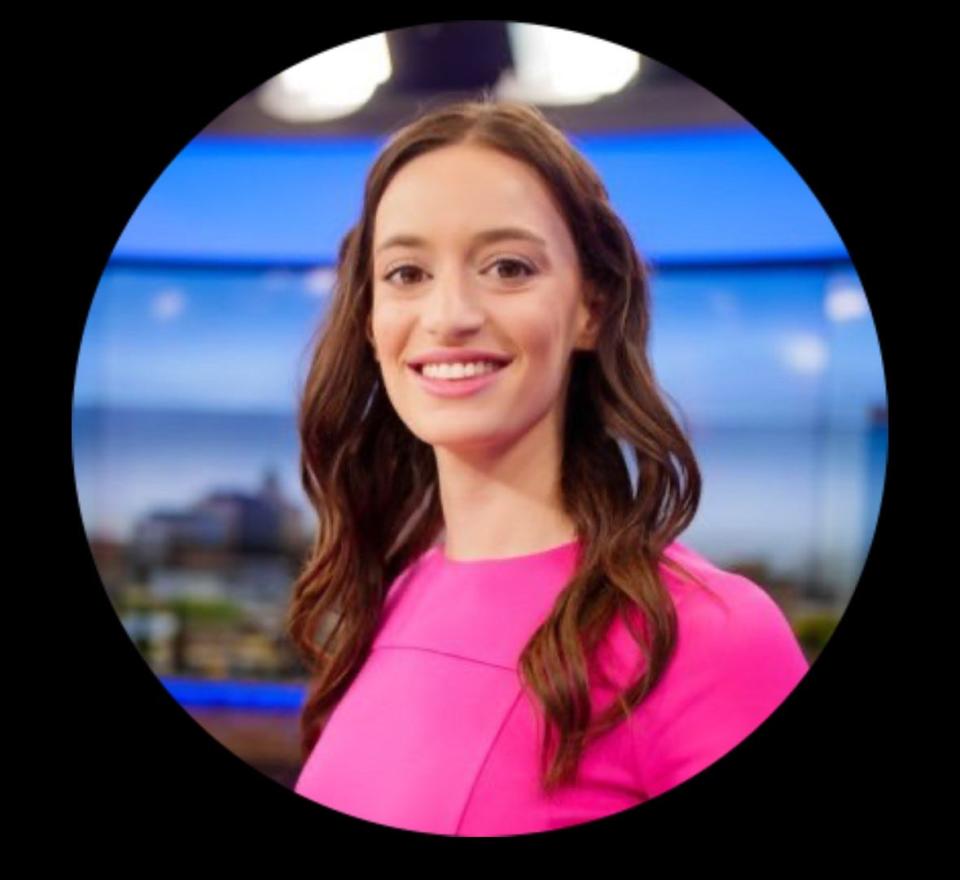 Aussie Rachel Phillips, the borderland's female sports anchor, has announced she is leaving Channel 7-KVIA. Her last broadcast will be Sunday, Jan. 28.