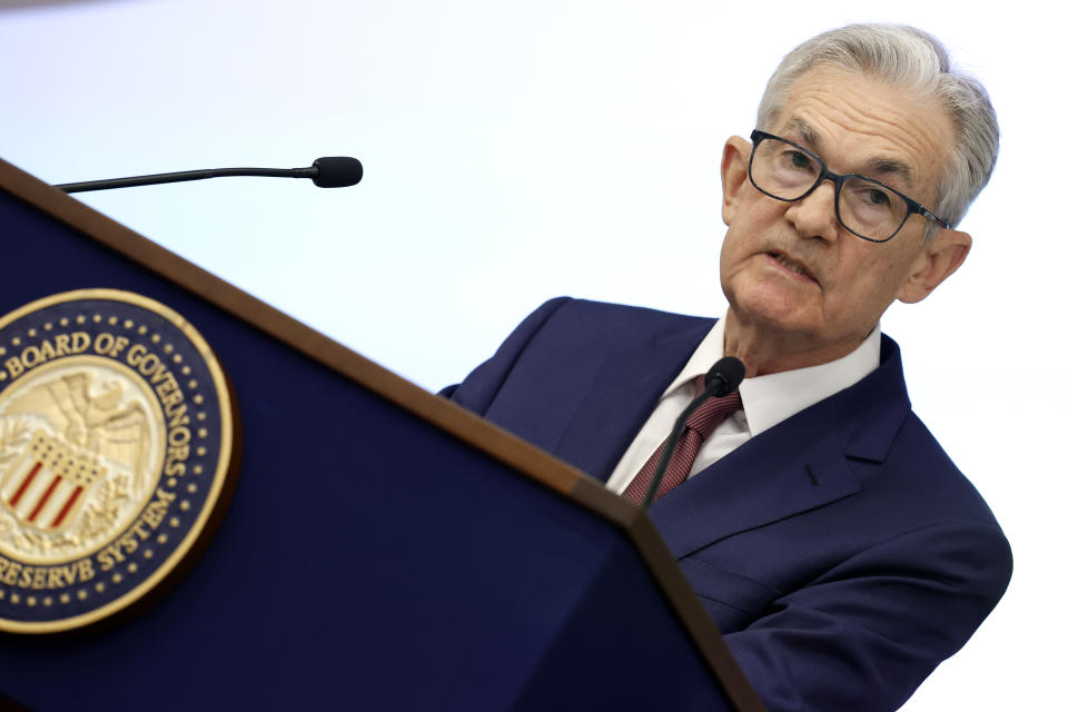 ftse WASHINGTON, DC - NOVEMBER 08: Fed Chairman Jerome Powell delivers remarks during The Federal Reserve's Division of Research and Statistics Centennial Conference on November 08, 2023 in Washington, DC. Market watchers and policy makers are listening carefully to Powell for indications of whether the Fed would need to hike rates further to bring down inflation. (Photo by Chip Somodevilla/Getty Images)