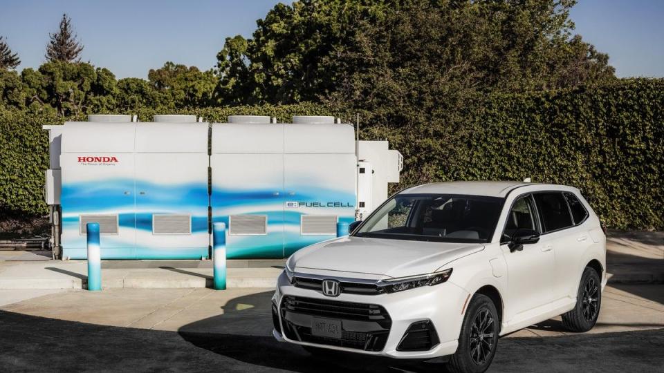 honda cr v e fcev fuel cell hydrogen ev