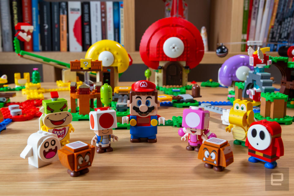 Lego Super Mario