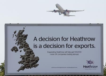 An aircraft takes off from Heathrow airport in London, Britain July 1, 2015. REUTERS/Peter Nicholls