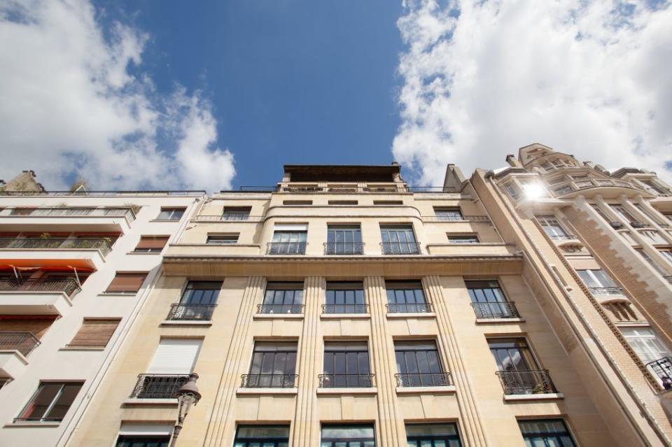 Art deco apartment in Paris