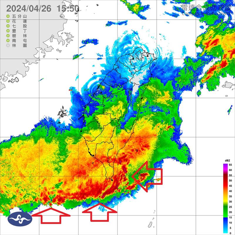 鄭明典認為最強對流雨帶從台灣近海通過，不完全是巧合。（圖／翻攝自鄭明典臉書）