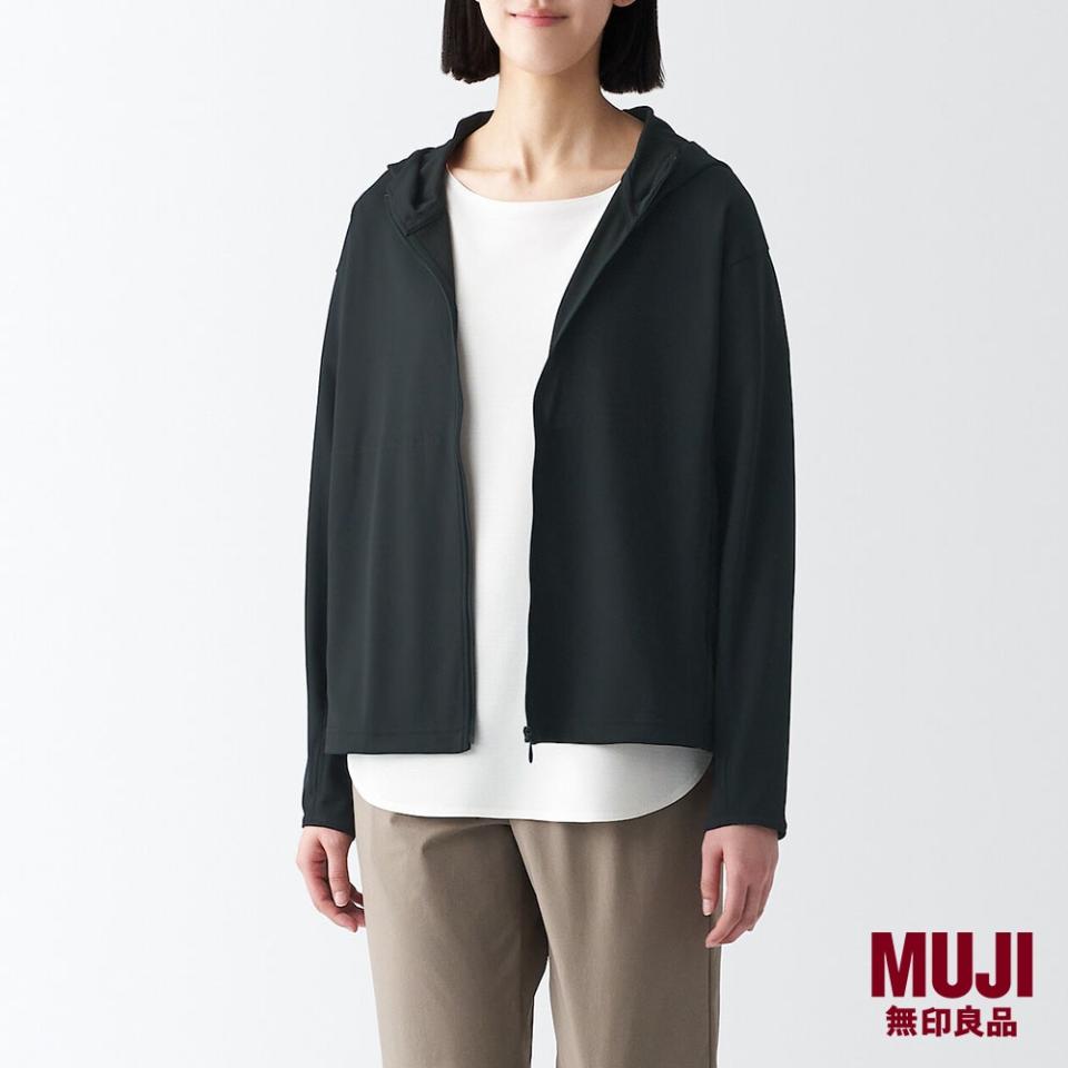 MUJI Ladies UV Cut Zip Up Hoody. (Photo: Shopee SG)