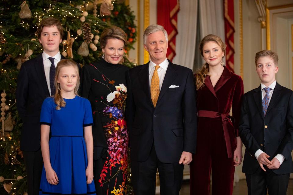 König Philippe und seine Frau Mathilde haben gemeinsam vier Kinder: Prinz Gabriel, Prinzessin Eléonore, Prinzessin Elisabeth und Prinz Emmanuel (von links). Und auch in Belgien wird in der nächsten Generation eine Frau herrschen: Prinzessin Elisabeth, das älteste Kind des Paares, wurde 2001 geboren. (Bild: 2019 Getty Images/Olivier Matthys)