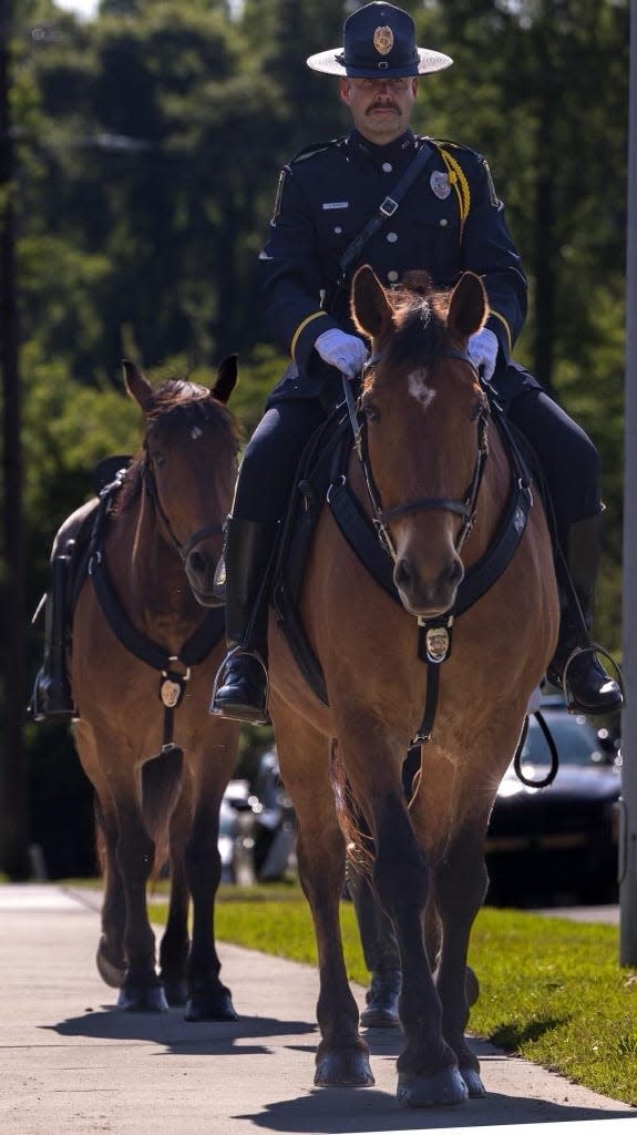 Officer Crescent, a member of the Wilmington Police Department's Mounted Unit, died Saturday after a brief illness.