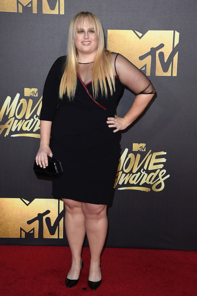 MTV Movie Awards Red Carpet 2016 Was Basically Filled With Sexy Funeral Clothes