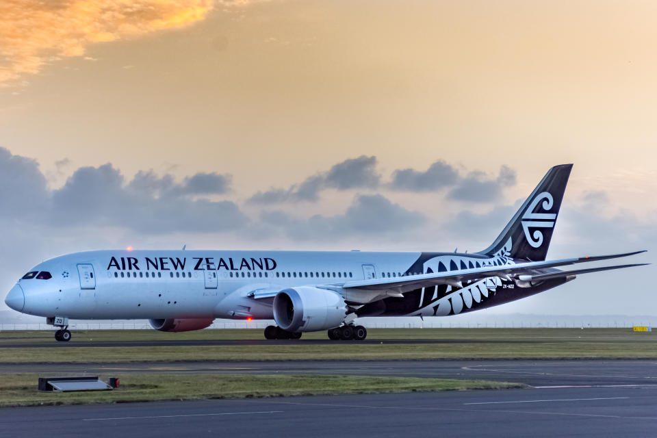 Air New Zealand, Boeing, 787, Dreamliner, Taxiing at Auckland International Airport, New Zealand, 1 December 2019