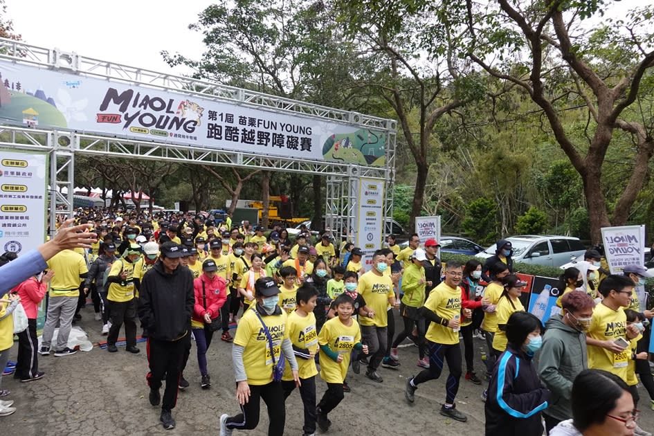 牛轉乾坤遊牧場!全台4大歐風牧場擠牛奶、餵牛寶寶喝ㄋㄟㄋㄟ