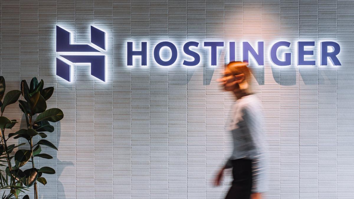 Exclusive: Hostingers new AI tool can write your entire blog post