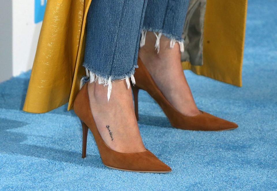 14) Selena Gomez Foot Tattoo: 'Sunshine'