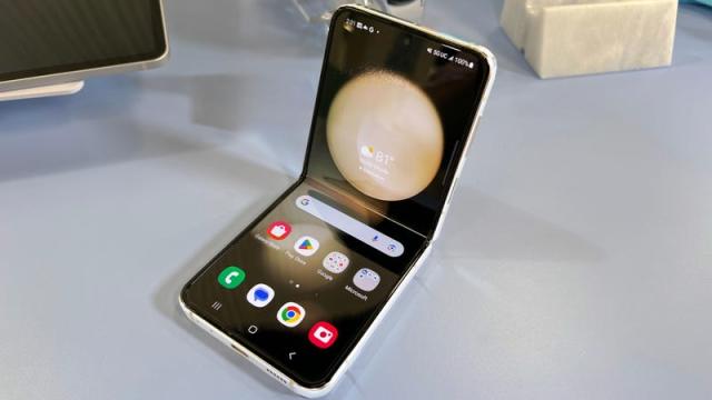 Samsung Galaxy Z Fold 4 hands-on review: will this incremental