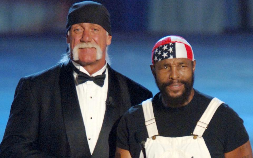 Mr T. (Bild, rechts) machte ab Mitte der 80er-Jahre auch als Wrestler in der WWF Karriere und bildete ein Tag-Team mit Hulk Hogan.  (Bild: Stephen Shugerman/Getty Images)